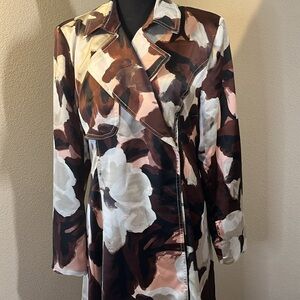 Stunning dress or coat, you decide. Size large Christian Siriano.​